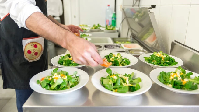 Das Amt ist zufrieden:  258 Gastronomiebetriebe wurden 2023 kontrolliert.