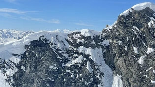 Unter dem Gipfel des Muttler bei Tschlin: Hier stürzte ein 47-jähriger Skitourengänger ab.